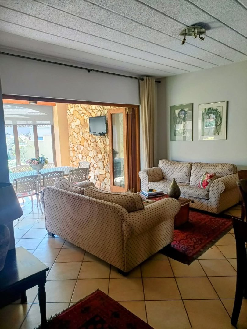 3 Bedroom Property for Sale in Eldoglen Gauteng