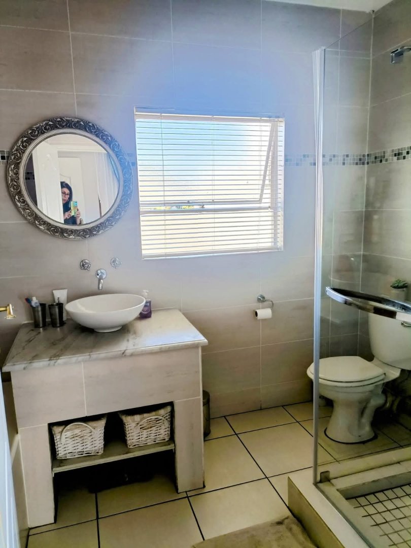 3 Bedroom Property for Sale in Eldoglen Gauteng