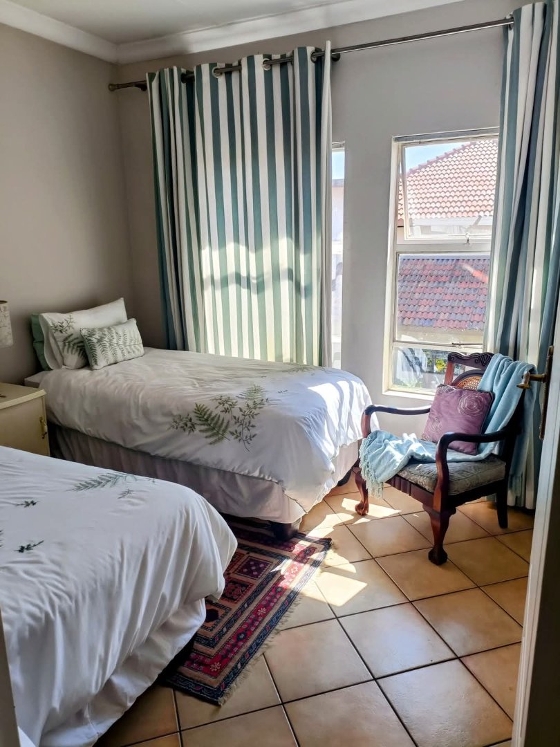 3 Bedroom Property for Sale in Eldoglen Gauteng