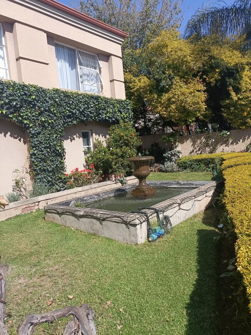 3 Bedroom Property for Sale in Eldoglen Gauteng