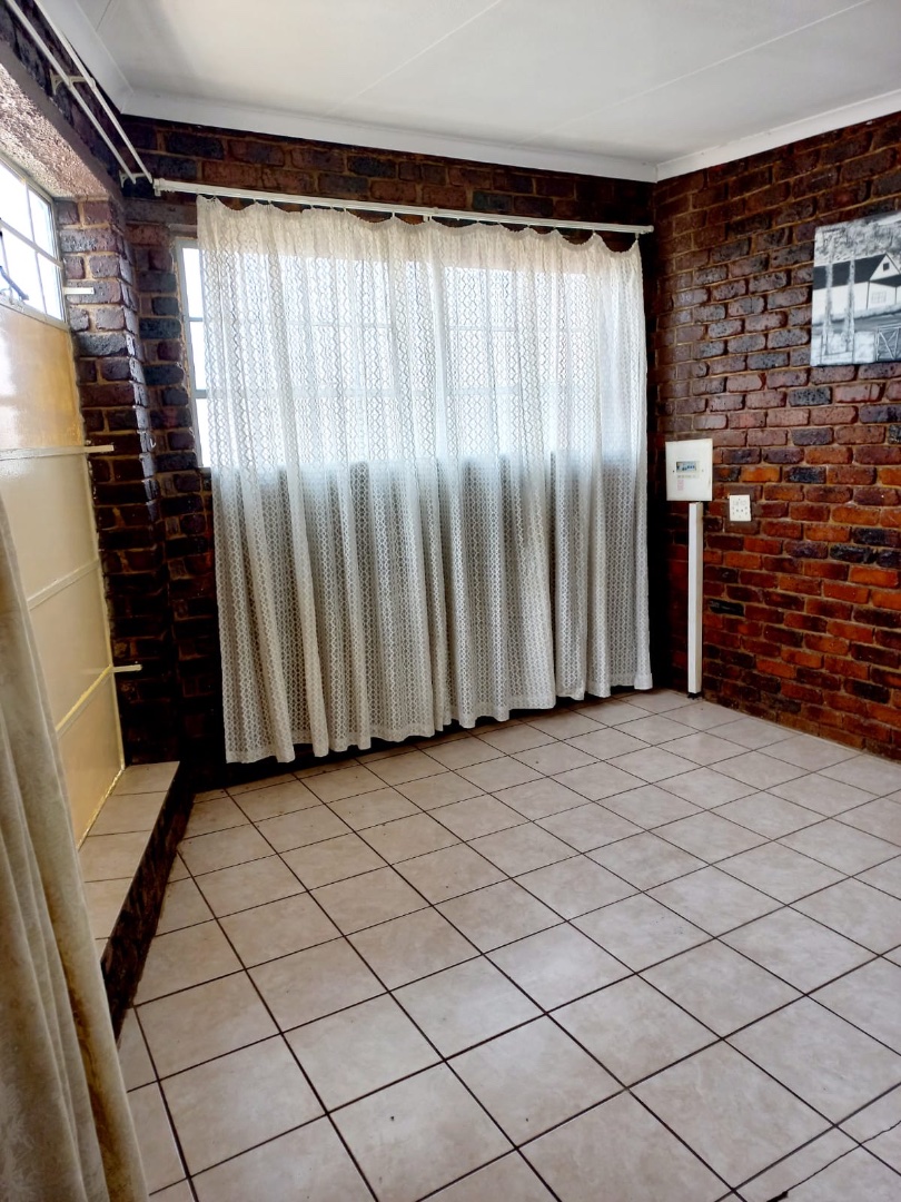 To Let 1 Bedroom Property for Rent in Putfontein Gauteng