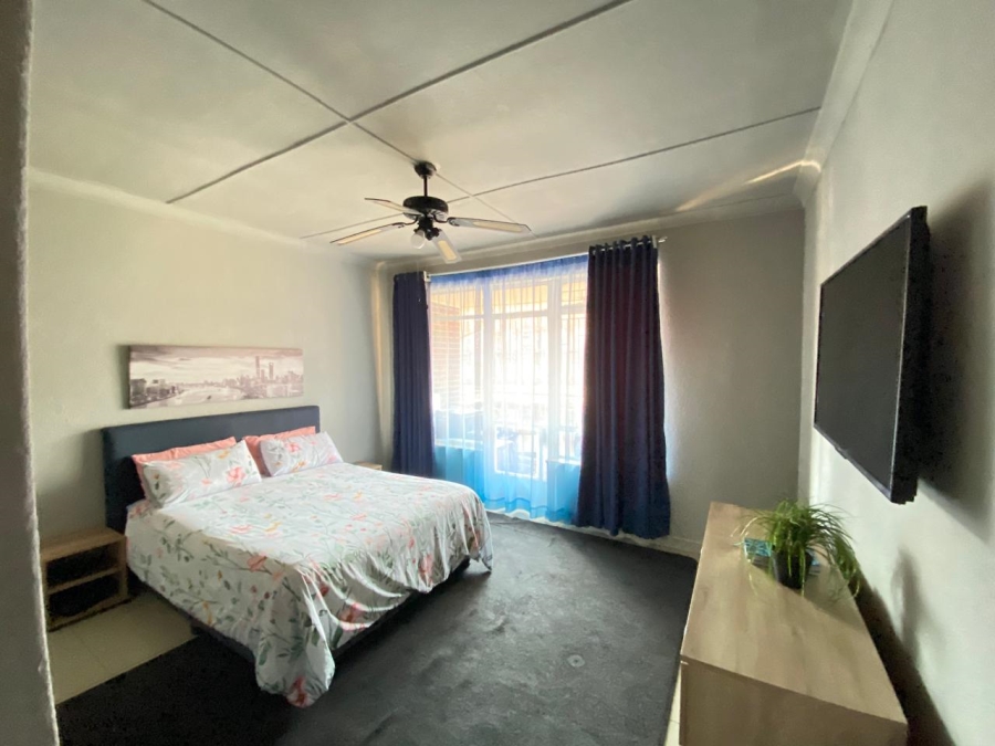 2 Bedroom Property for Sale in Florida Gauteng