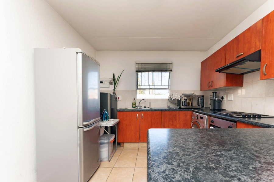 2 Bedroom Property for Sale in Vorna Valley Gauteng