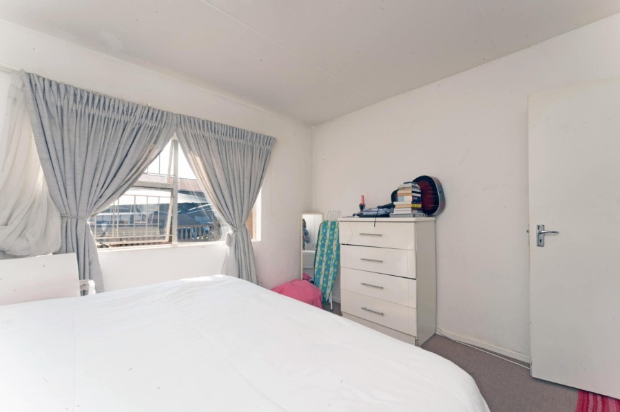 2 Bedroom Property for Sale in Vorna Valley Gauteng