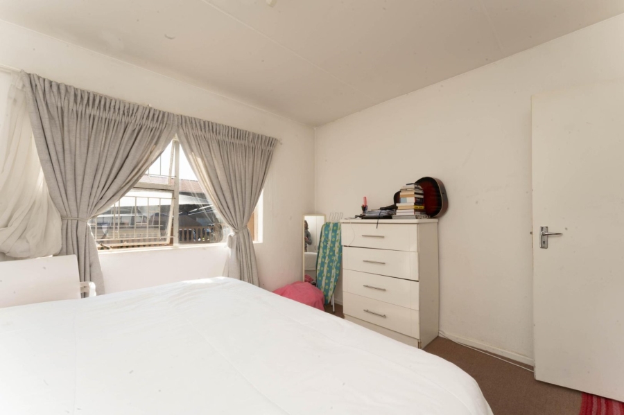 2 Bedroom Property for Sale in Vorna Valley Gauteng