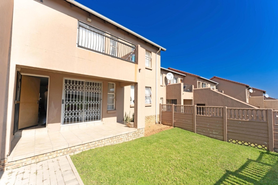 2 Bedroom Property for Sale in Vorna Valley Gauteng