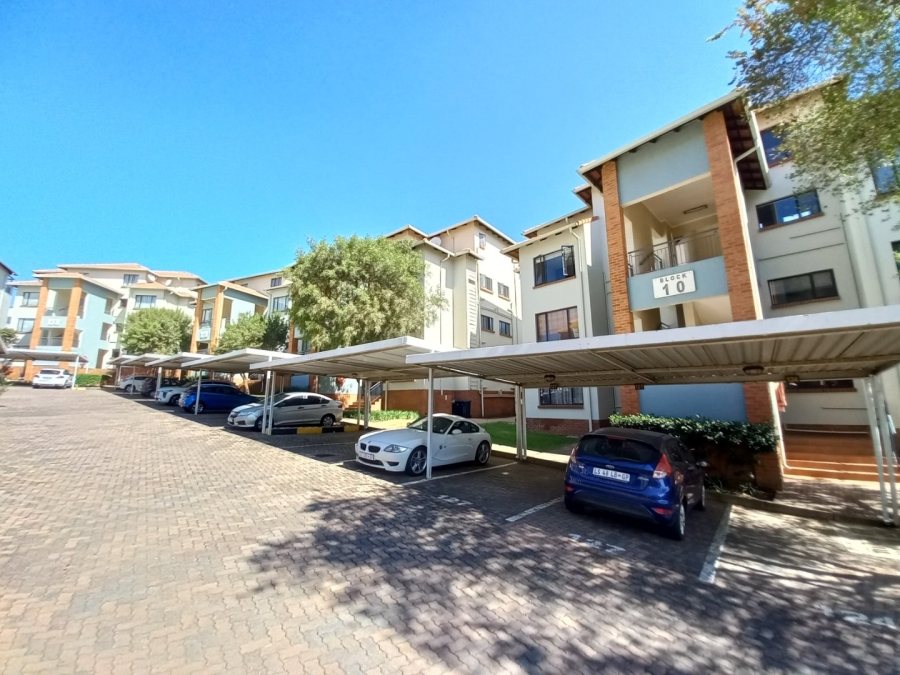 2 Bedroom Property for Sale in Greenstone Hill Gauteng