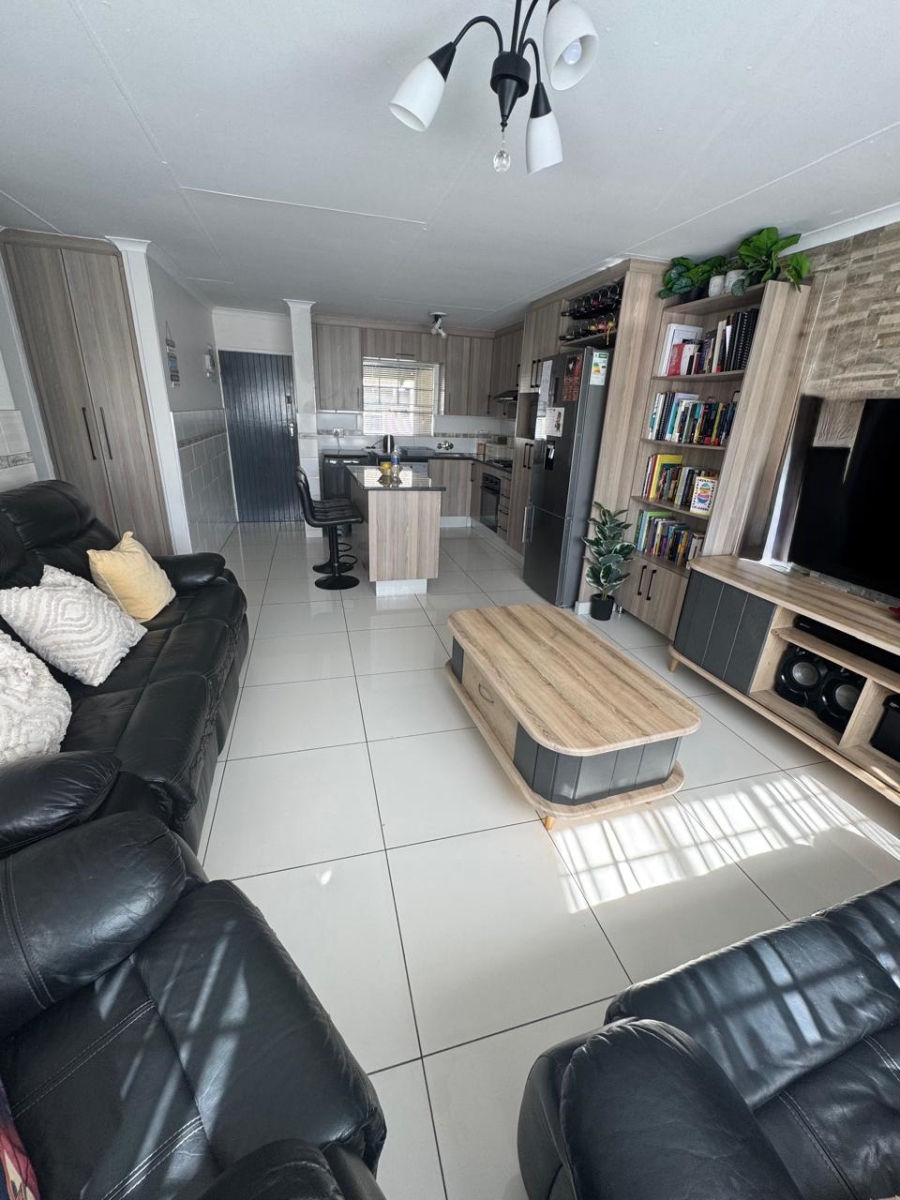 To Let 3 Bedroom Property for Rent in Ravenswood Gauteng