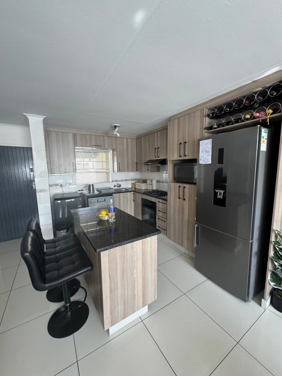To Let 3 Bedroom Property for Rent in Ravenswood Gauteng