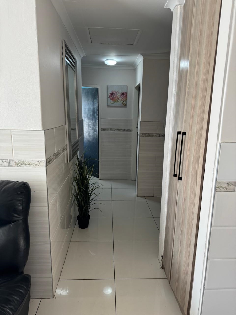 To Let 3 Bedroom Property for Rent in Ravenswood Gauteng