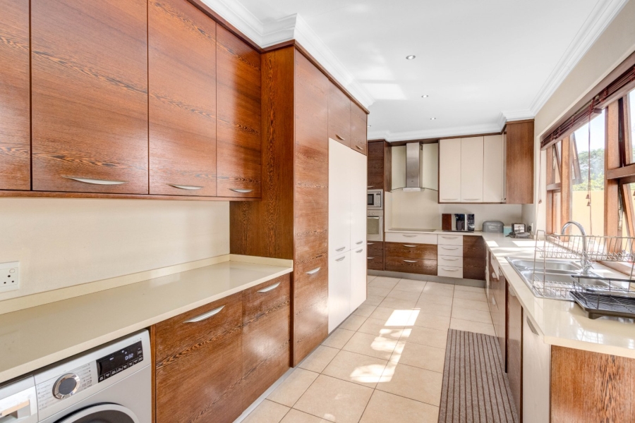 7 Bedroom Property for Sale in Saddlebrook Estate Gauteng