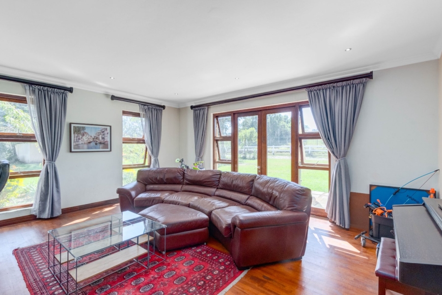 7 Bedroom Property for Sale in Saddlebrook Estate Gauteng
