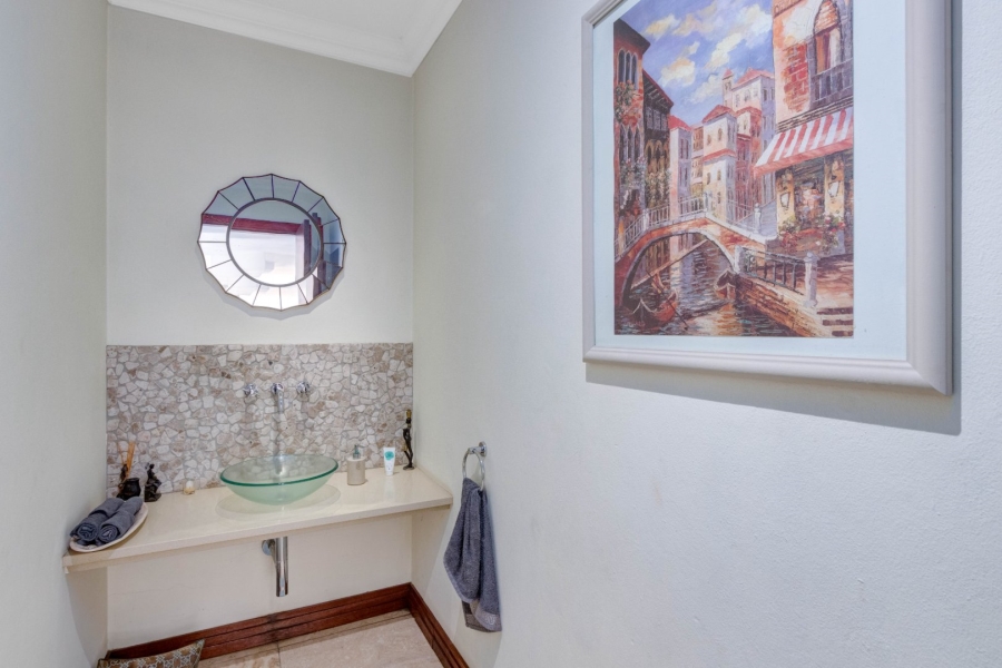 7 Bedroom Property for Sale in Saddlebrook Estate Gauteng