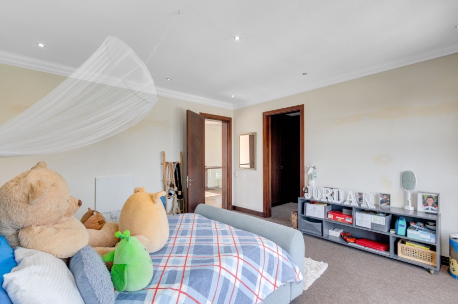 7 Bedroom Property for Sale in Saddlebrook Estate Gauteng