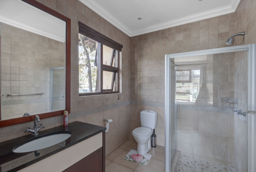 7 Bedroom Property for Sale in Saddlebrook Estate Gauteng