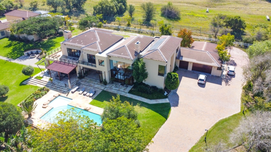 7 Bedroom Property for Sale in Saddlebrook Estate Gauteng