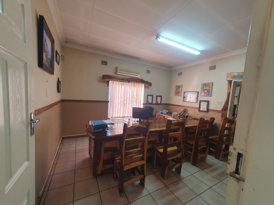  Bedroom Property for Sale in Pretoria North Gauteng