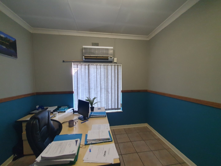  Bedroom Property for Sale in Pretoria North Gauteng