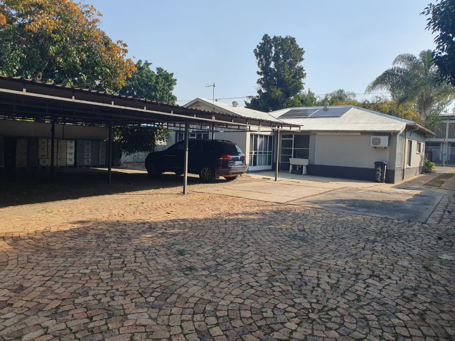  Bedroom Property for Sale in Pretoria North Gauteng