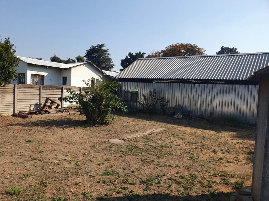  Bedroom Property for Sale in Pretoria North Gauteng