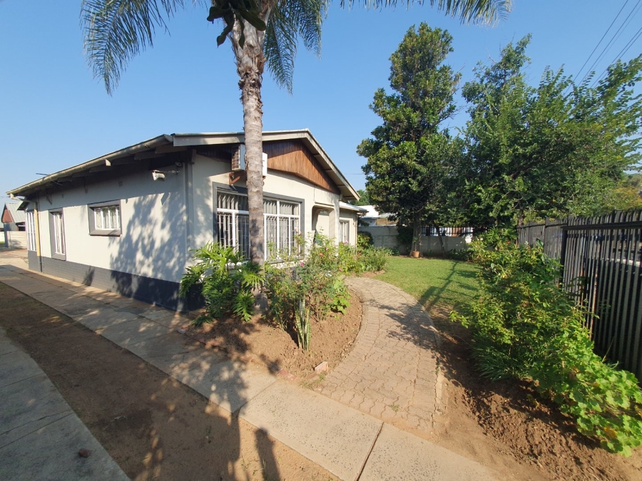  Bedroom Property for Sale in Pretoria North Gauteng