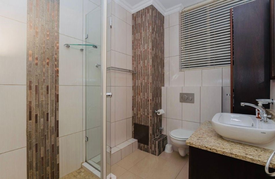 2 Bedroom Property for Sale in Bedford Gardens Gauteng