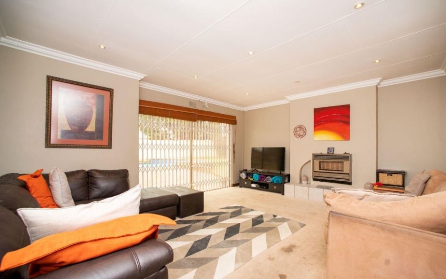 4 Bedroom Property for Sale in Highway Gardens Gauteng