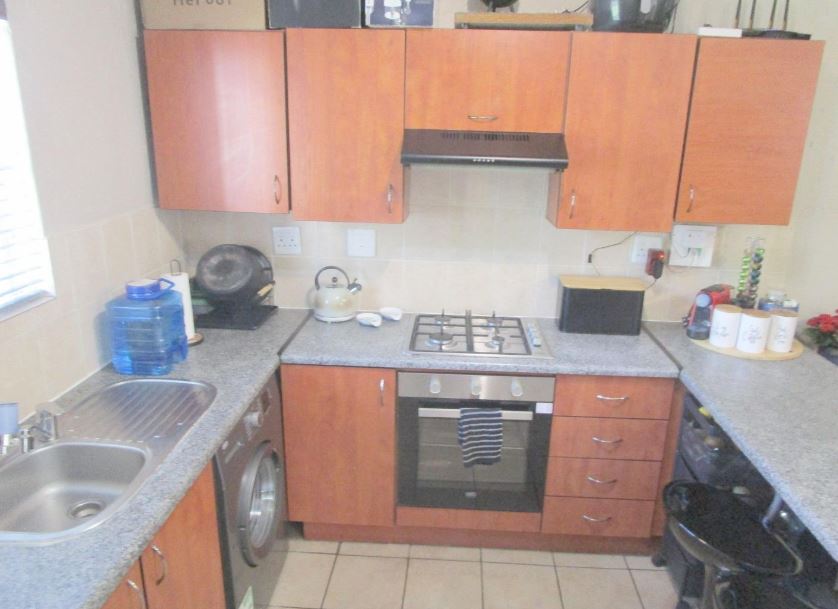 2 Bedroom Property for Sale in Greenstone Hill Gauteng