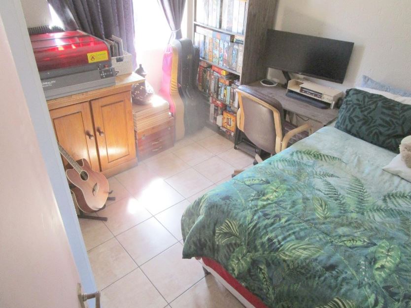 2 Bedroom Property for Sale in Greenstone Hill Gauteng