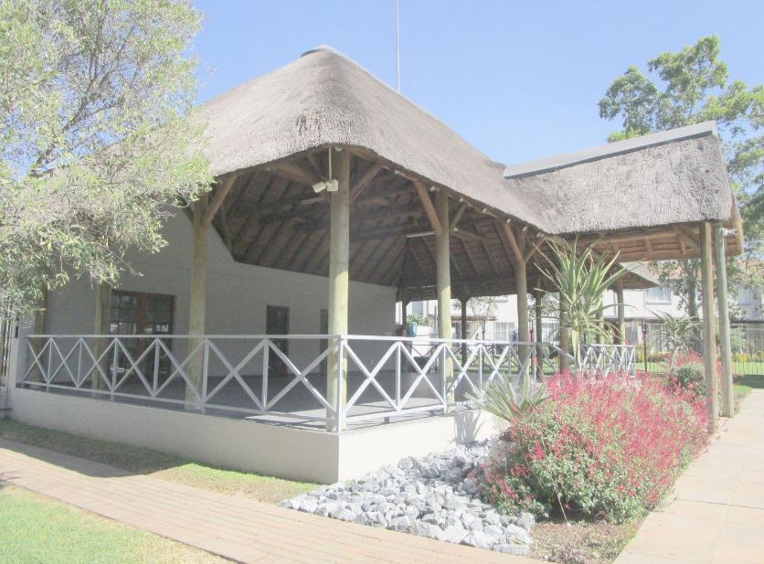 2 Bedroom Property for Sale in Greenstone Hill Gauteng