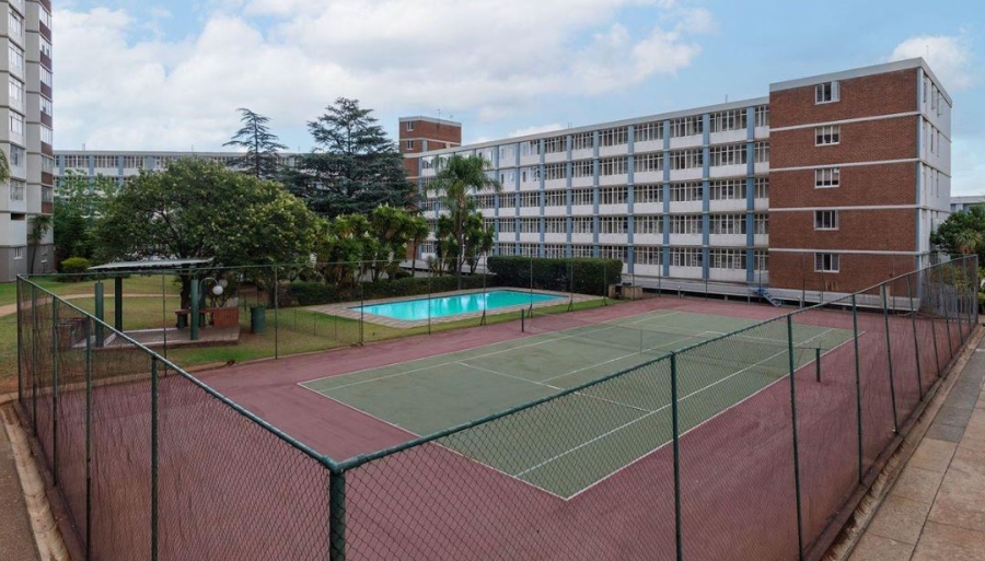 1 Bedroom Property for Sale in Bedford Gardens Gauteng