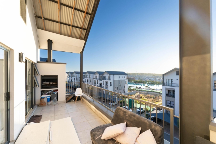 To Let 2 Bedroom Property for Rent in Waterfall Heights Gauteng