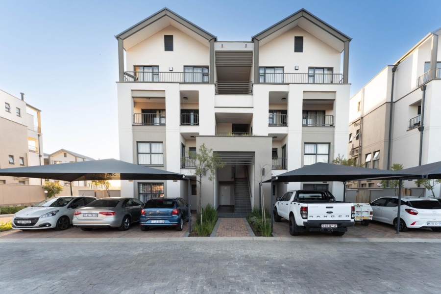 To Let 2 Bedroom Property for Rent in Waterfall Heights Gauteng