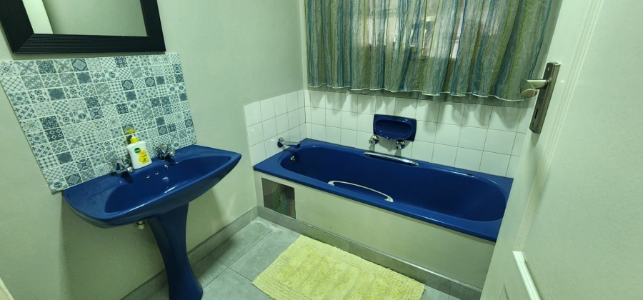 4 Bedroom Property for Sale in Laudium Gauteng