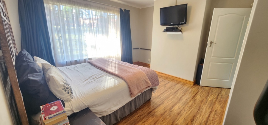 4 Bedroom Property for Sale in Laudium Gauteng