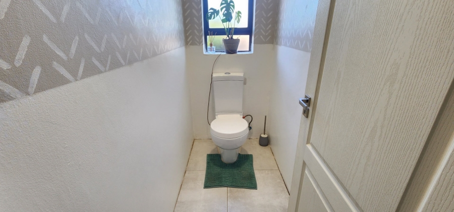 4 Bedroom Property for Sale in Laudium Gauteng