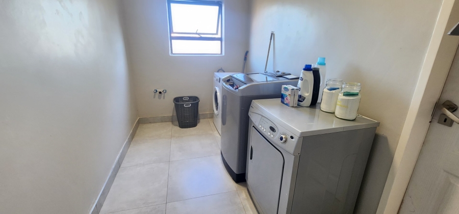 4 Bedroom Property for Sale in Laudium Gauteng
