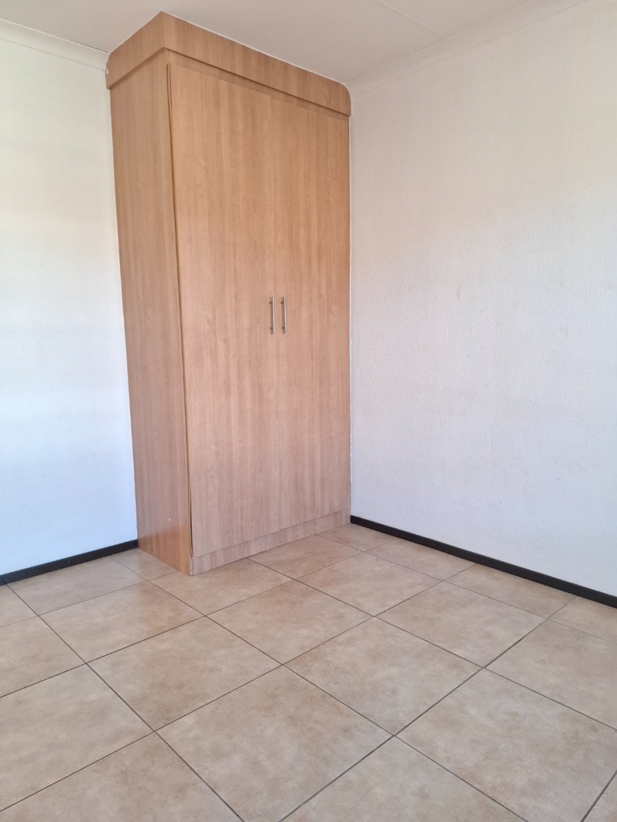 To Let 2 Bedroom Property for Rent in Heatherview Gauteng