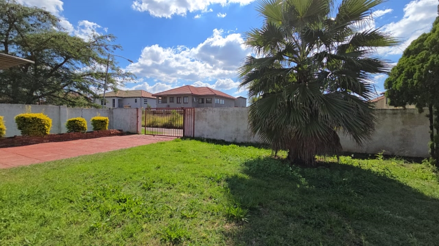 3 Bedroom Property for Sale in Theresa Park Gauteng