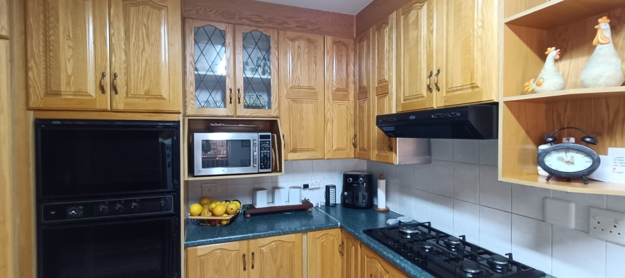 3 Bedroom Property for Sale in Magalieskruin Gauteng