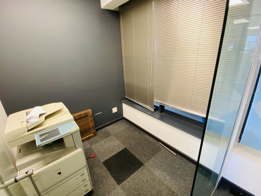 To Let commercial Property for Rent in Vorna Valley Gauteng