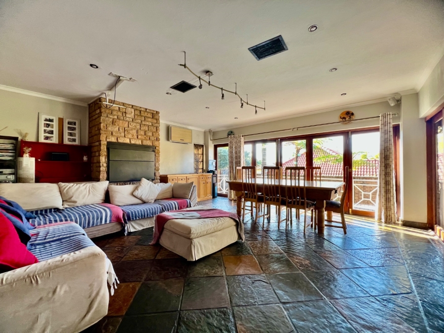4 Bedroom Property for Sale in Woodhill Estate Gauteng