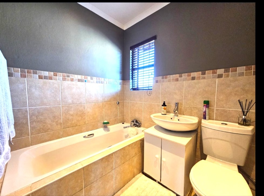 3 Bedroom Property for Sale in The Reeds Gauteng