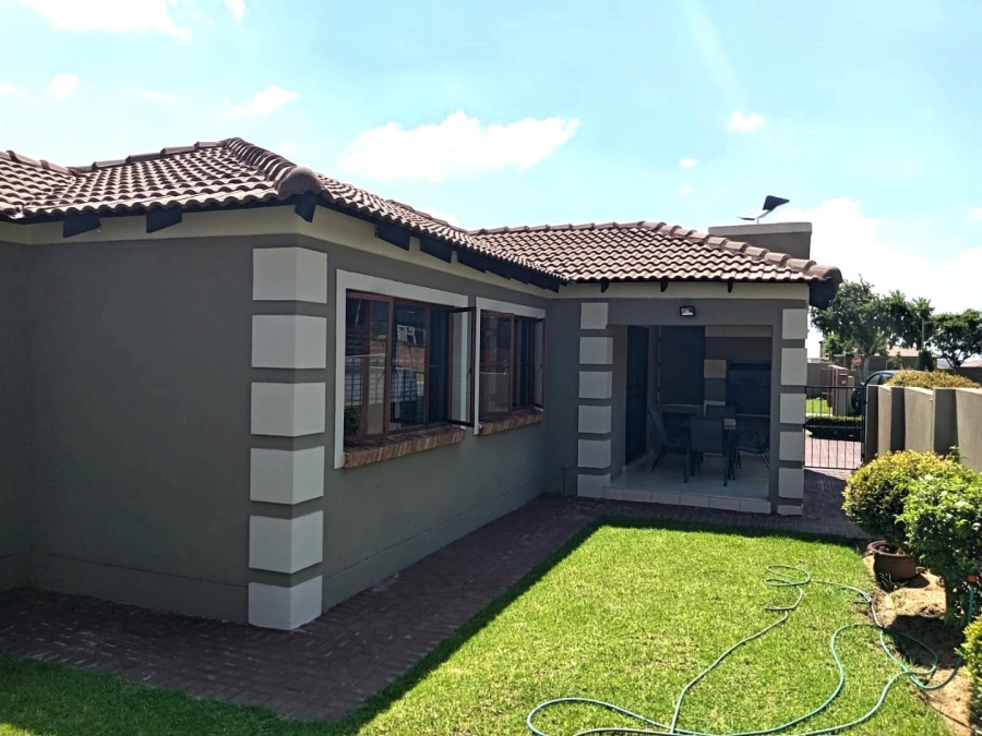 3 Bedroom Property for Sale in The Reeds Gauteng