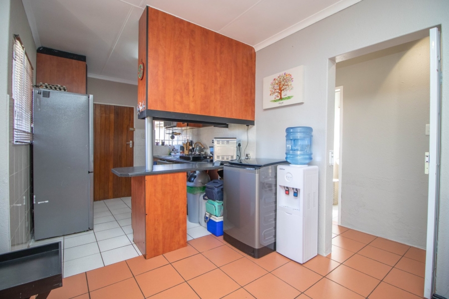  Bedroom Property for Sale in Brentwood Park AH Gauteng