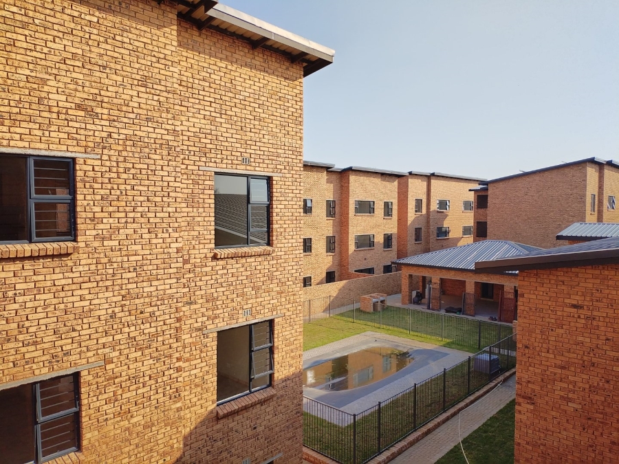 2 Bedroom Property for Sale in Ravenswood Gauteng