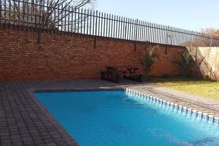 To Let 2 Bedroom Property for Rent in Witfield Gauteng