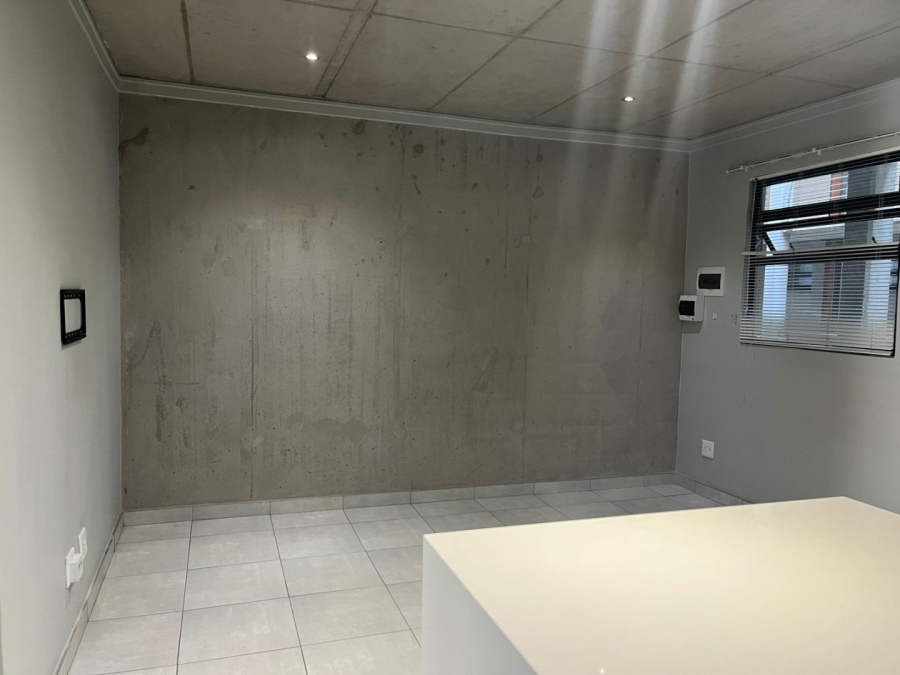 2 Bedroom Property for Sale in Brooklyn Gauteng