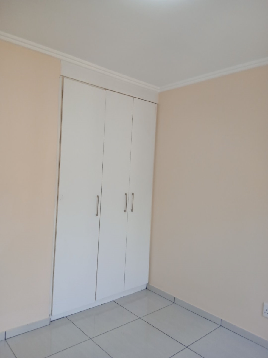 To Let 2 Bedroom Property for Rent in Fourways Gauteng