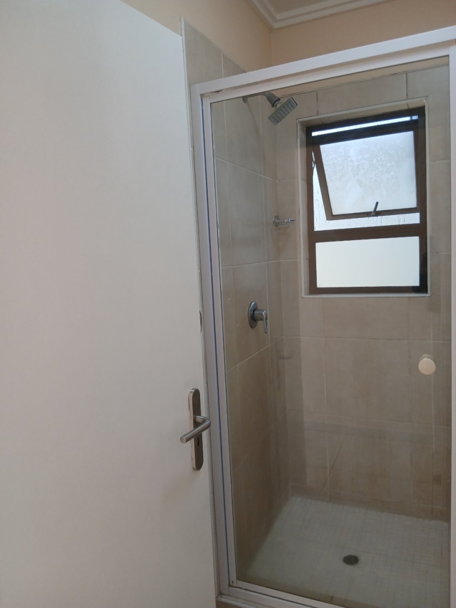 To Let 2 Bedroom Property for Rent in Fourways Gauteng